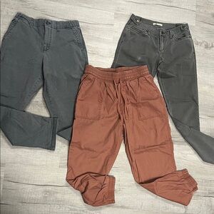 Old Navy/Forever 21/A New Day lot of Pants see tags for sizes